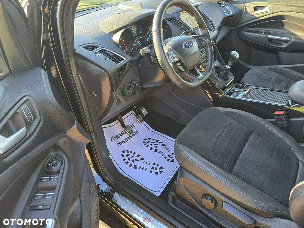 Ford Kuga - 13