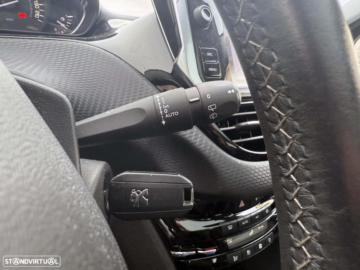 Peugeot 208 1.6 BlueHDi Allure - 41