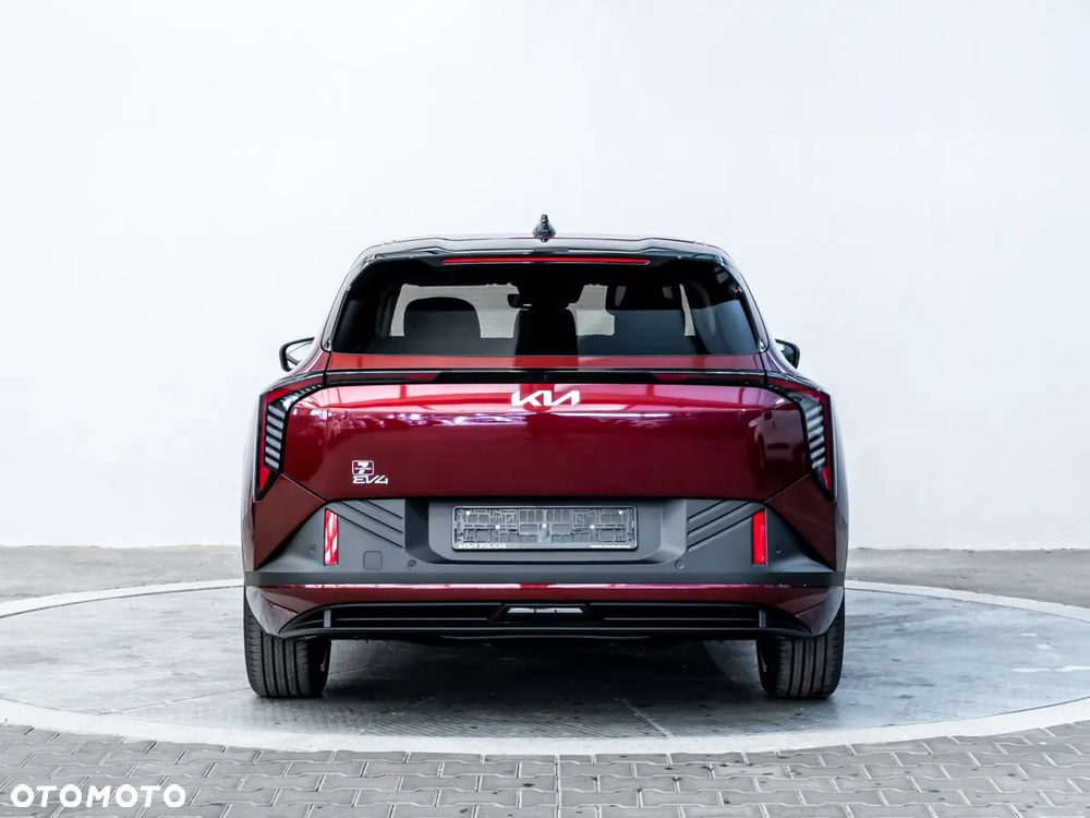 Kia EV4 - 4
