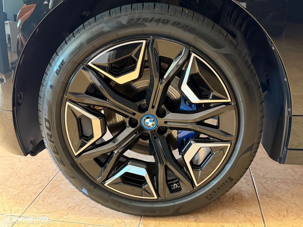 BMW iX xDrive 50 Pack Desportivo - 5