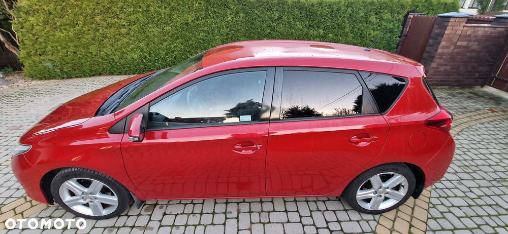 Toyota Auris - 5