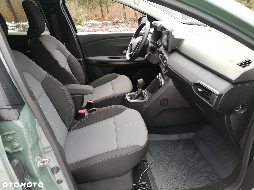 Dacia Jogger 1.6 Full Hybrid 140 Extreme MMT - 27