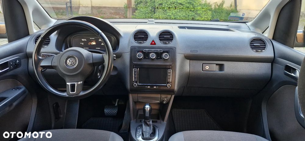 Volkswagen Caddy Comfortline DSG - 27