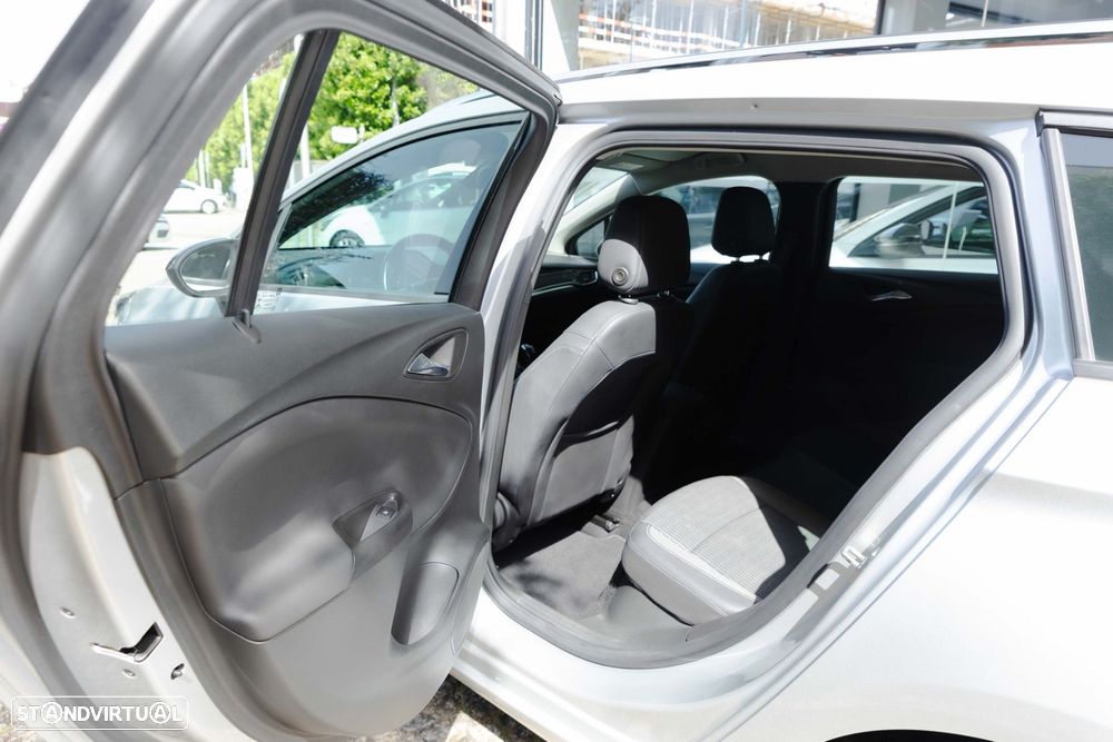 Opel Astra Sports Tourer 1.5 D Design & Tech S/S - 16