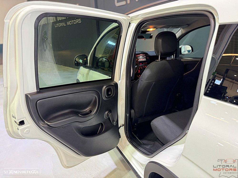 Fiat Panda 1.0 Hybrid City Cross - 15