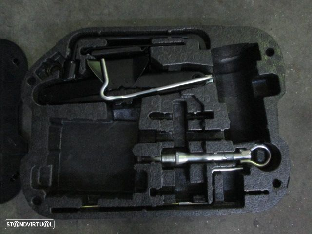Macaco E Chave De Roda MAC24 CITROEN C4 PICASSO 2008 - 2