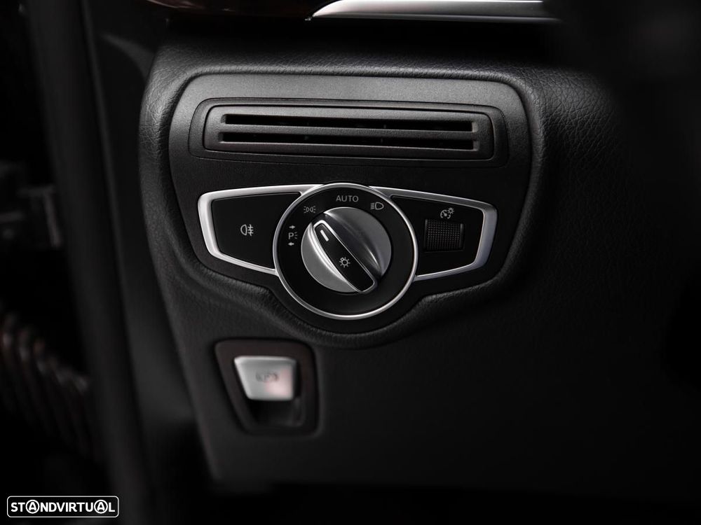 Mercedes-Benz V 220 d Longo Avantgarde Aut. - 16