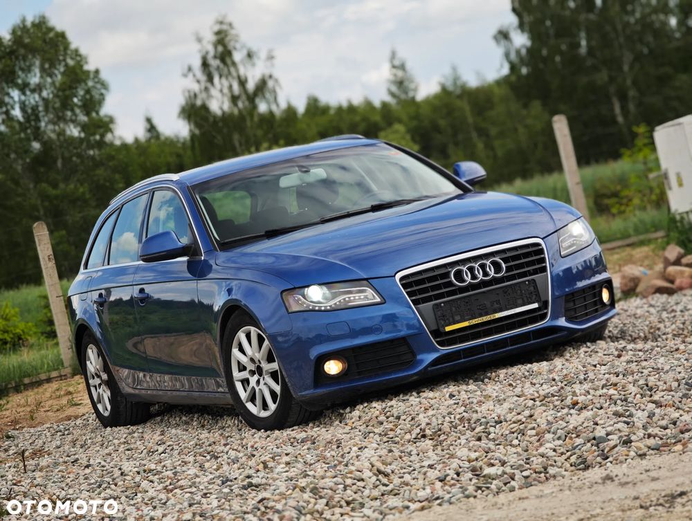 Audi A4 Avant 2.0 TDI Limited Edition - 1