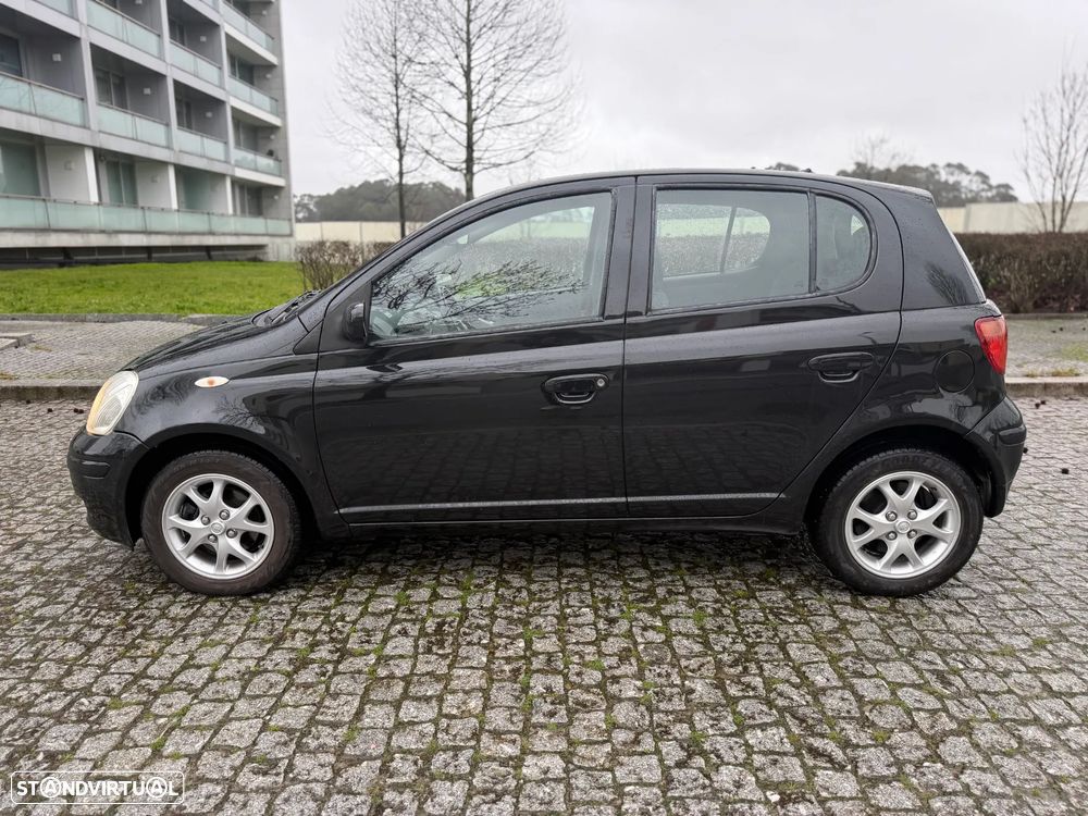 Toyota Yaris 1.0 Sol AC - 3