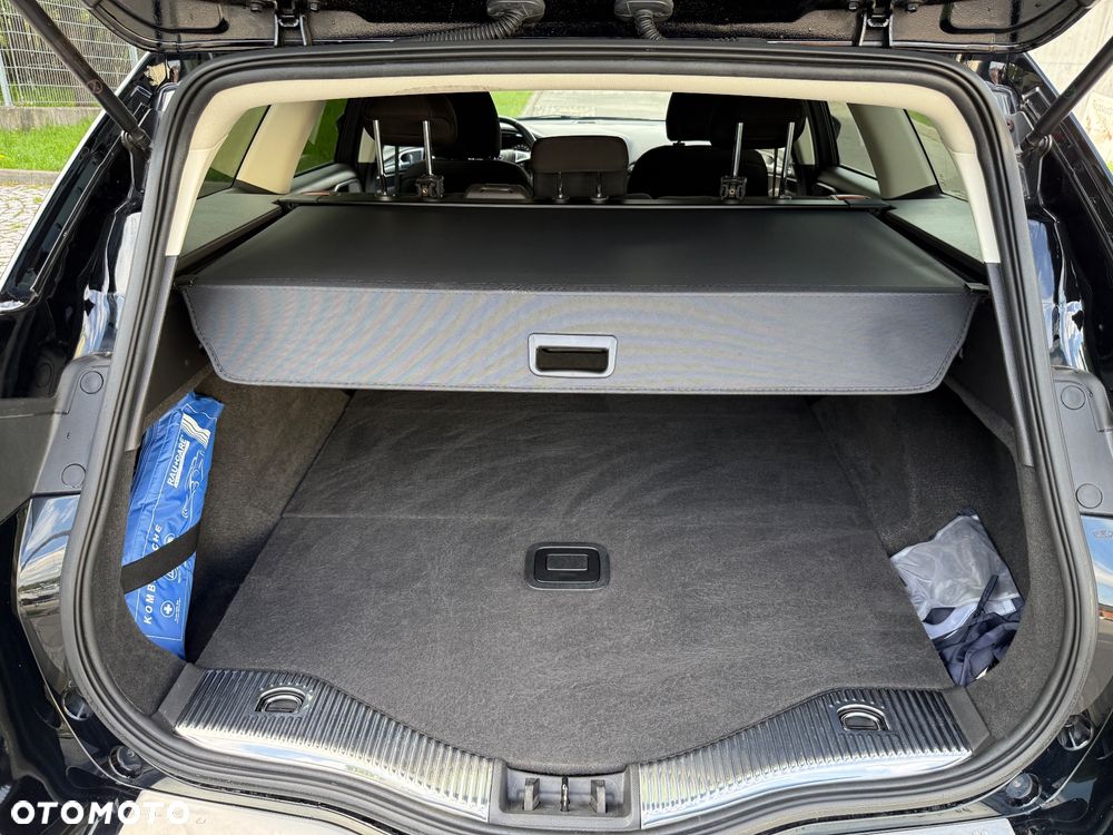 Ford Mondeo SW 1.5 EcoBoost S&S Titanium - 35