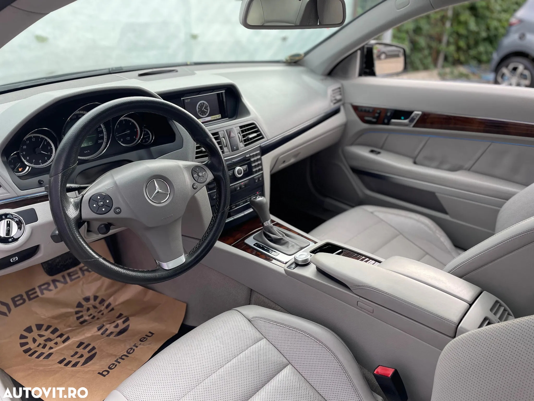 Mercedes-Benz E 250 CDI 4Matic 7G-TRONIC Elegance - 10