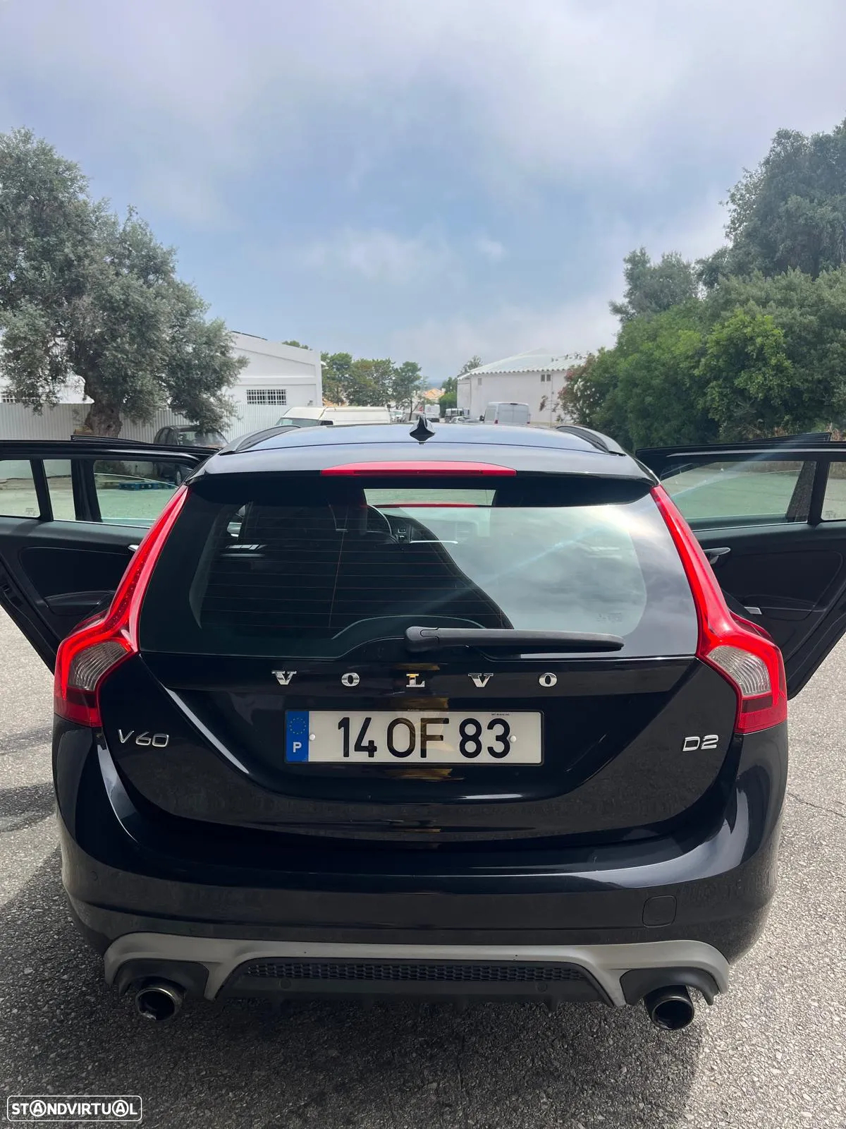 Volvo V60 1.6 D2 Drive R-Design Start/Stop - 12