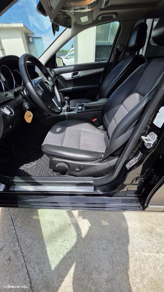 Mercedes-Benz C 200 - 18