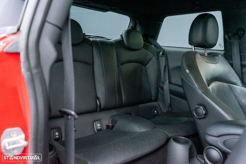 MINI 3 Portas John Cooper Works Auto Desportiva - 26