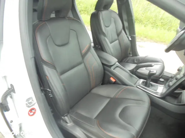 Volvo V40 D2 Drive-E Ocean Race - 19