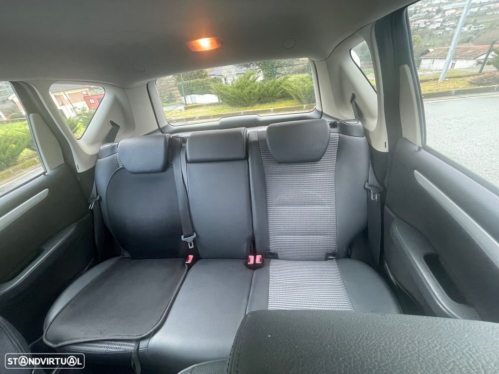 Mercedes-Benz A 180 CDI Classic Automatic - 16