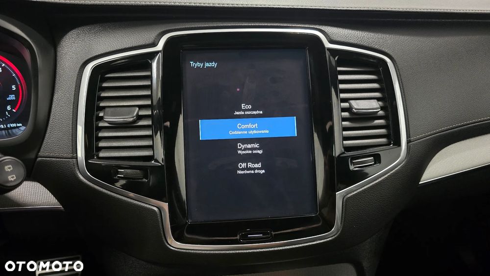 Volvo XC 90 B5 D AWD Ultimate Dark - 30