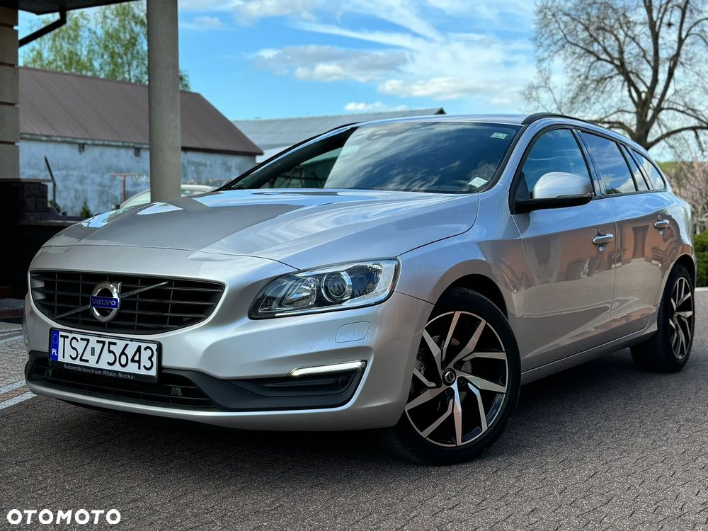 Volvo V60 D4 Momentum - 7