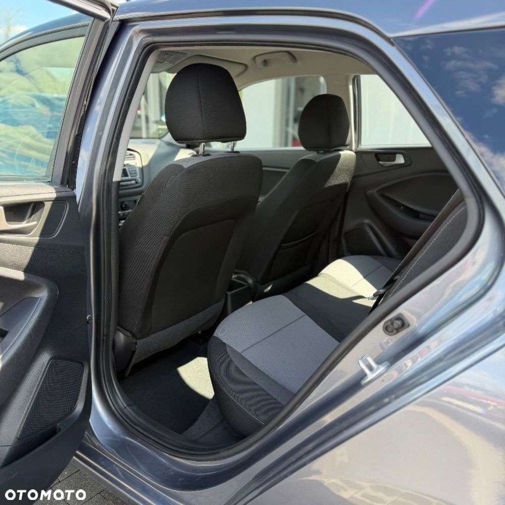 Hyundai i20 - 17