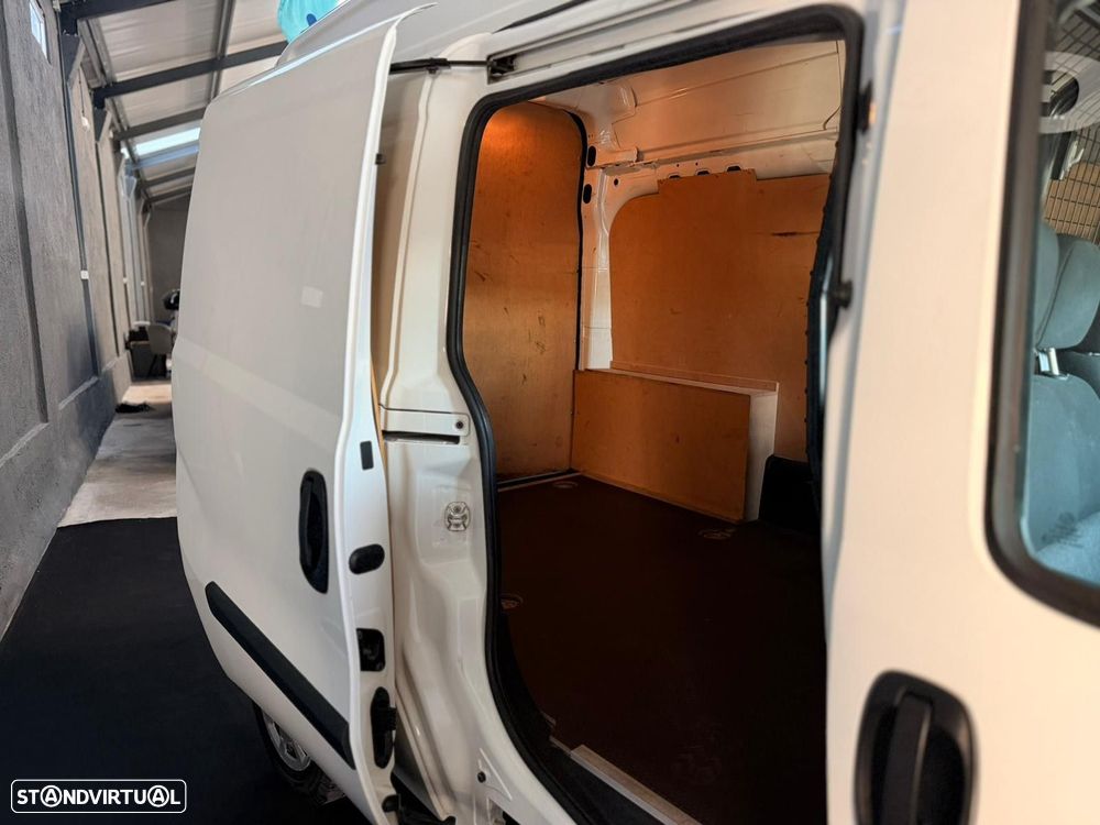 Fiat Doblo 1.6 Multijet XL - 28