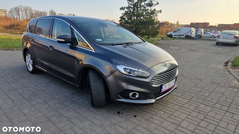 Ford S-Max 2.0 TDCi Titanium PowerShift - 6