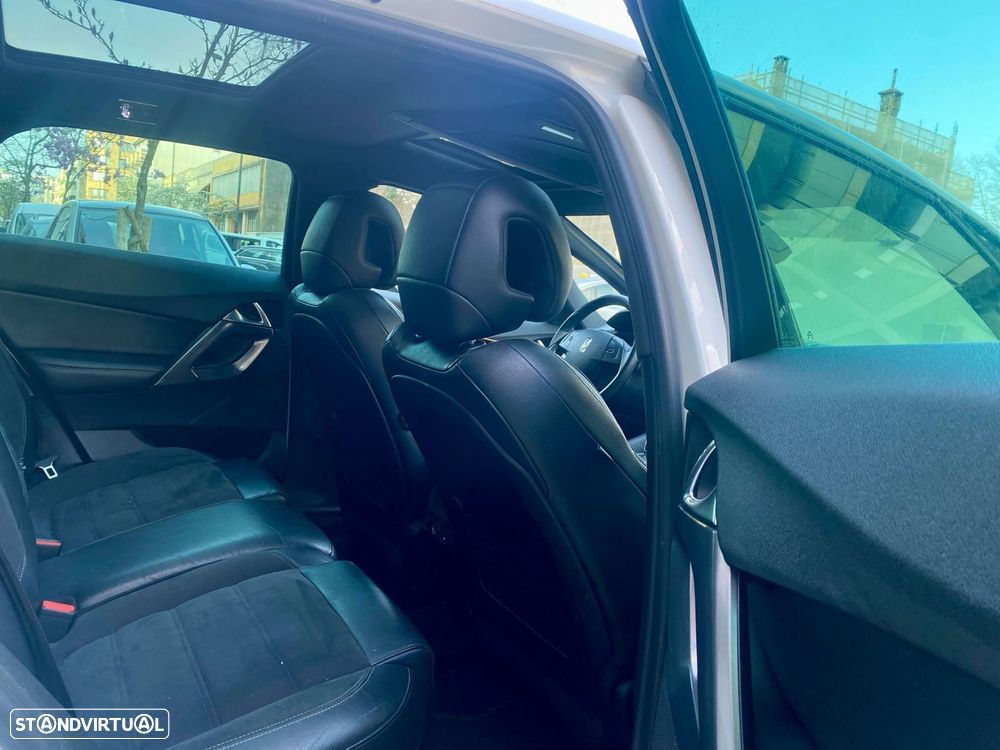 Citroën DS5 2.0 HDi Hy4 So Chic CMP6 102g - 27