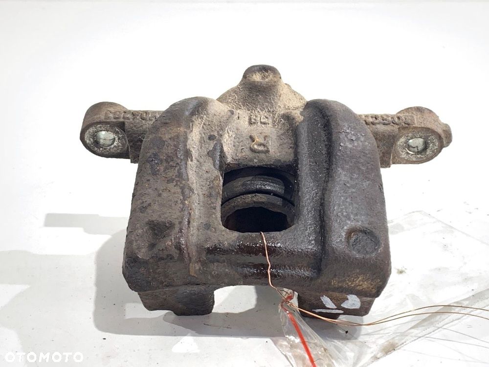 ZACISK PRAWY TYŁ  HONDA CR-V III (RE_) 2006 - 2022 2.2 i-CTDi 4WD (RE6) 103 kW [140 KM] olej