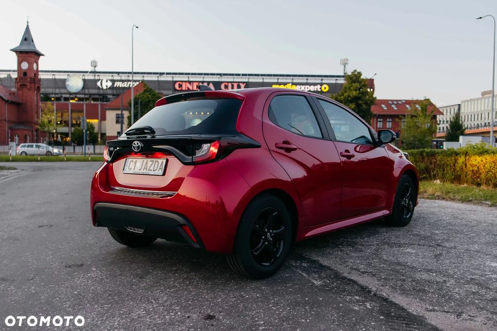Toyota Yaris 1.5 Comfort - 12