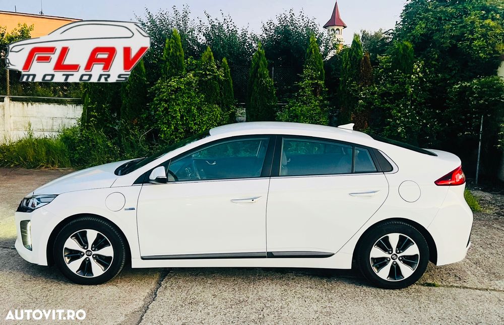 Hyundai IONIQ 1.6 GDI Premium - 31