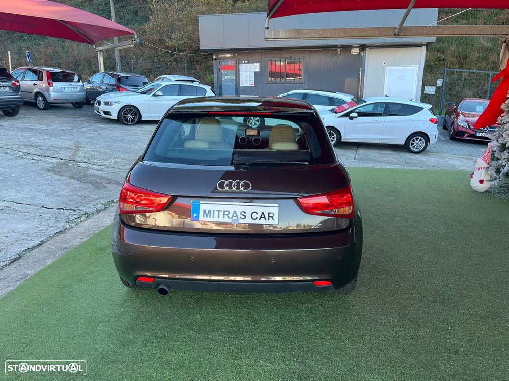 Audi A1 1.6 TDI Attraction - 4