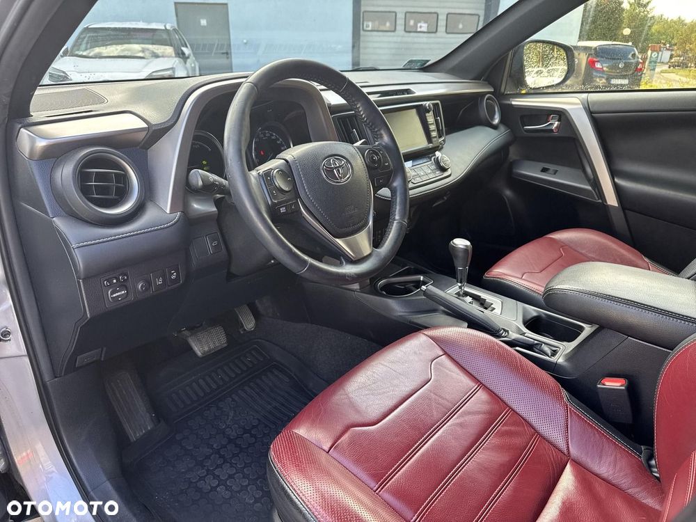 Toyota RAV4 - 14