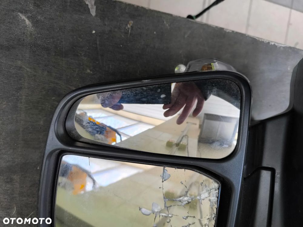 lusterko prawe ford transit custom 2 pin - 4