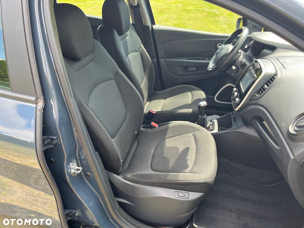Renault Captur - 16