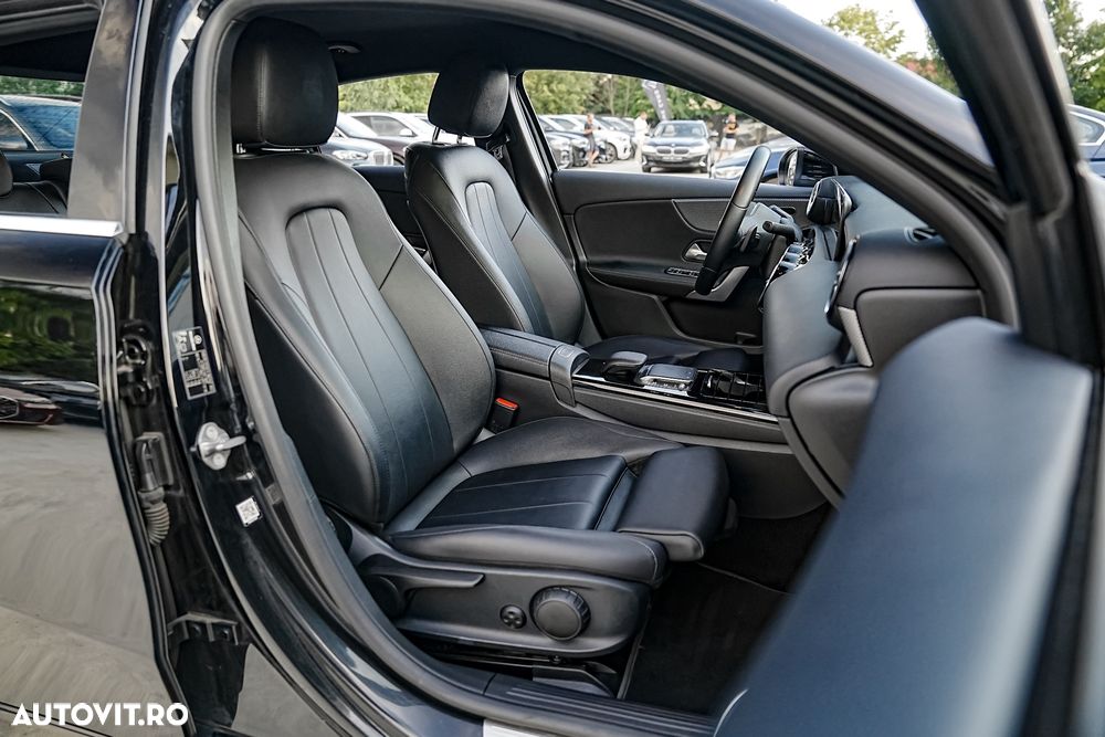 Mercedes-Benz A 250 e Sedan 8G-DCT Edition 2021 - 16