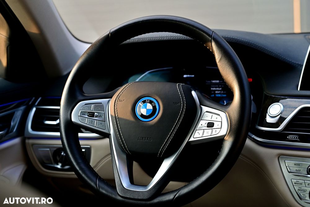 BMW Seria 7 745Le - 29