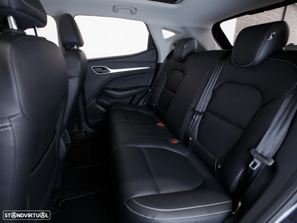 MG ZS EV 44.5 kWh Luxury - 10