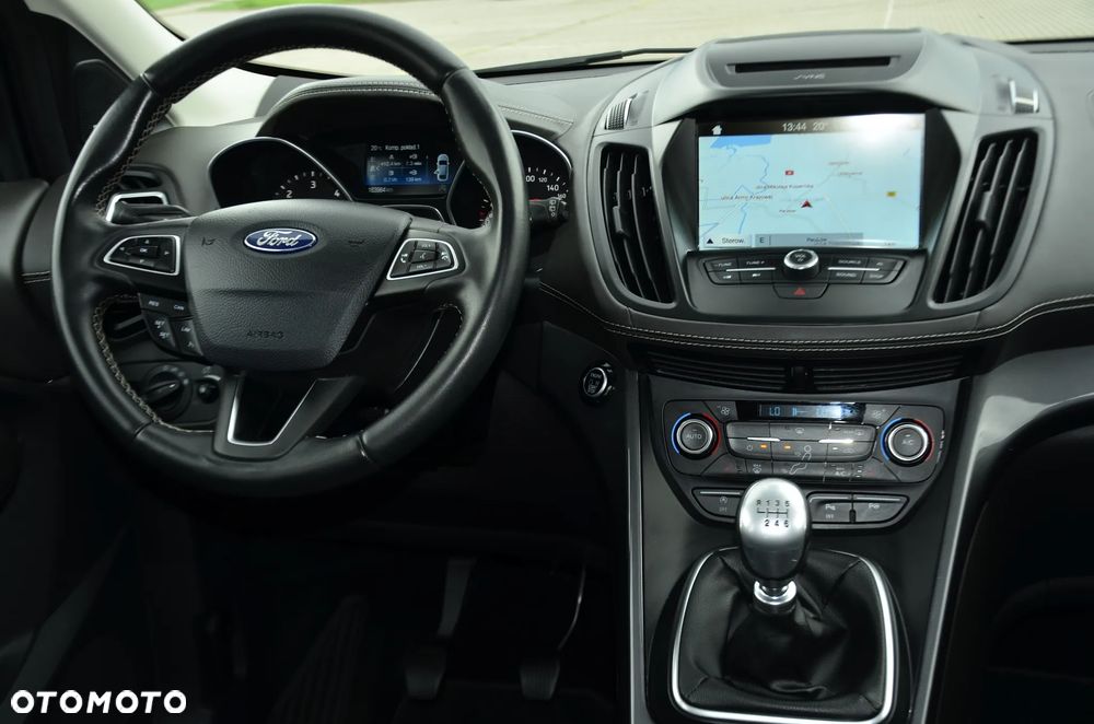 Ford Kuga Vignale 2.0 TDCi FWD - 23