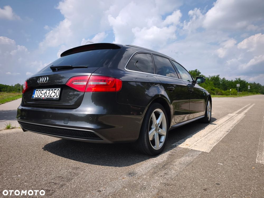 Audi A4 Avant 2.0 TDI DPF clean diesel multitronic S line Sportpaket - 4