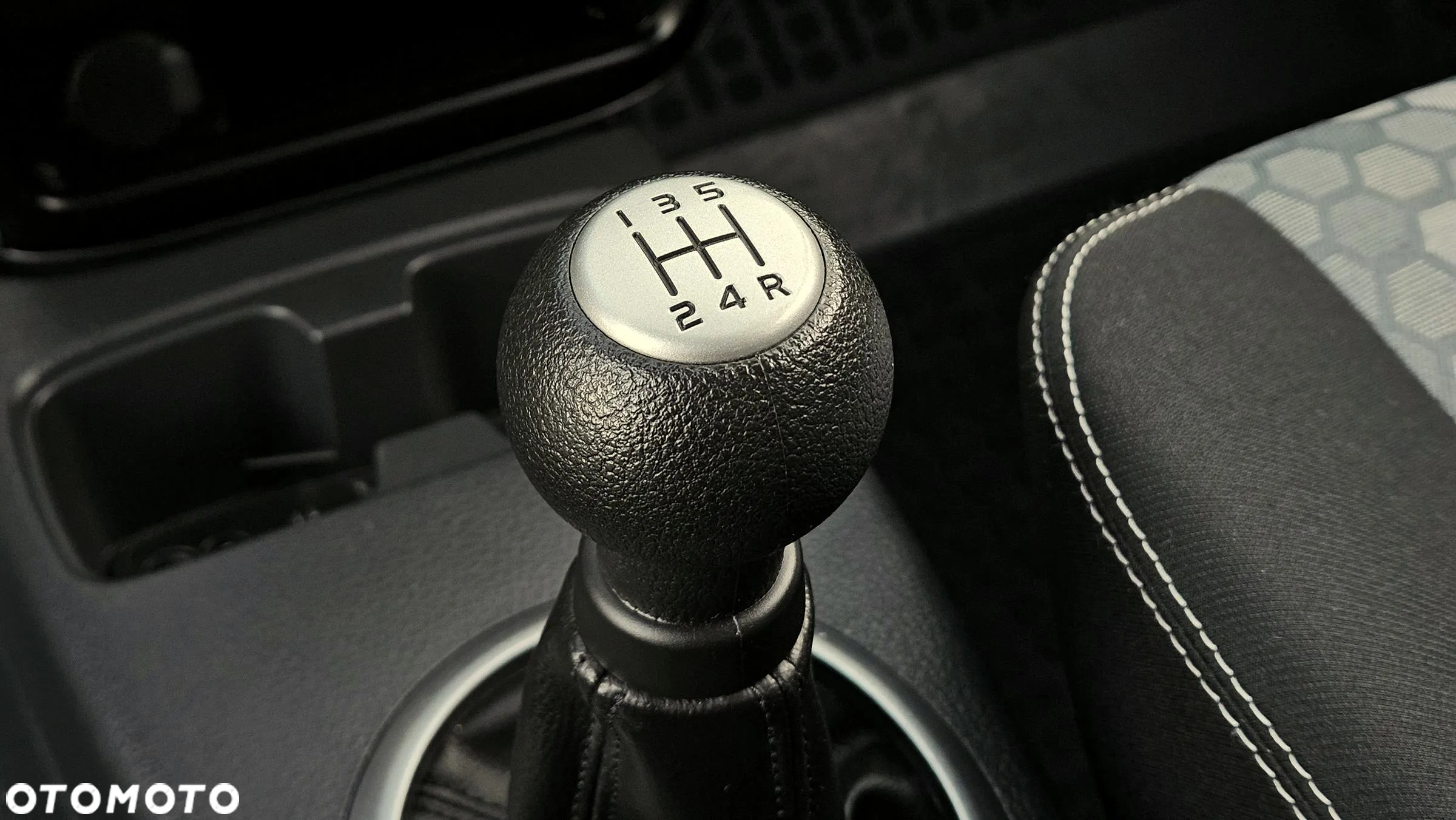 Suzuki SX4 1.6 Premium 4WD - 34