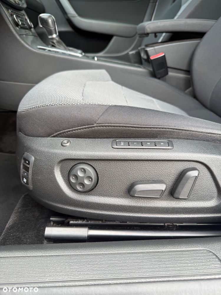 Volkswagen Passat 2.0 TDI DPF Highline DSG - 14