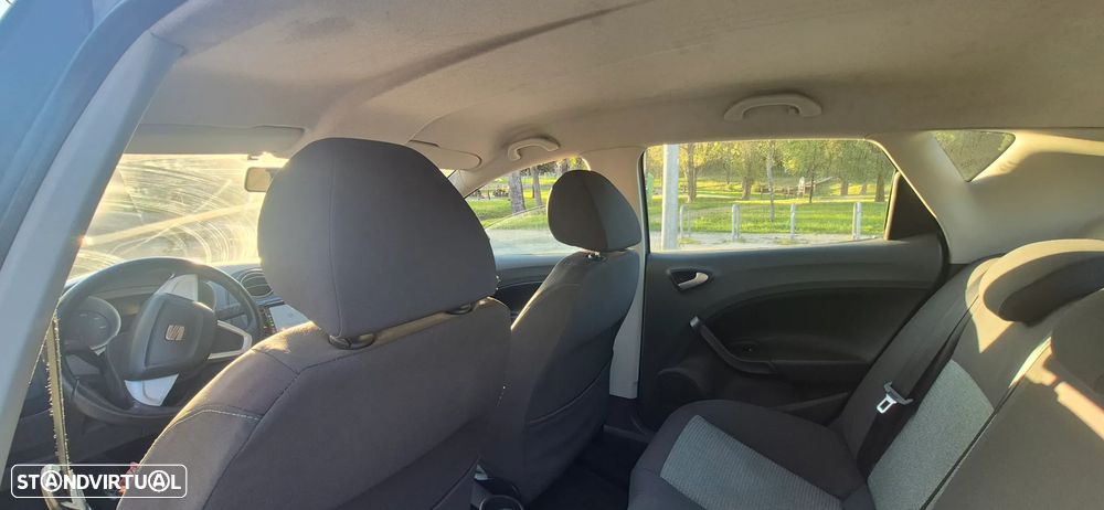 SEAT Ibiza 1.2 12V Reference - 8