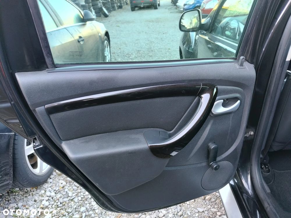 Dacia Duster 1.6 - 22