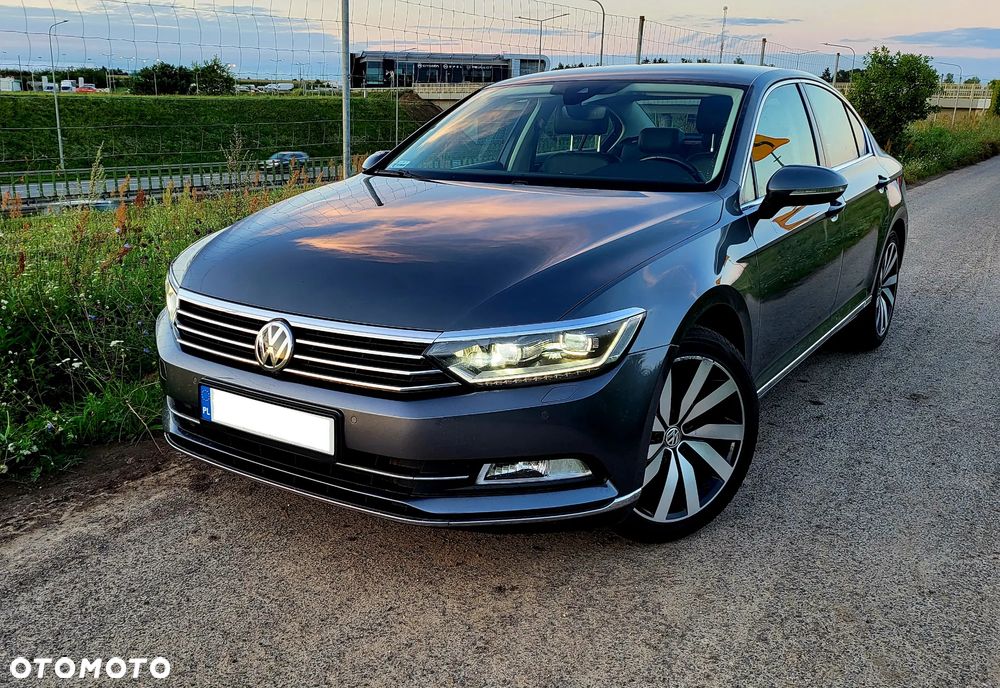 Volkswagen Passat 1.8 TSI BMT Highline DSG - 1
