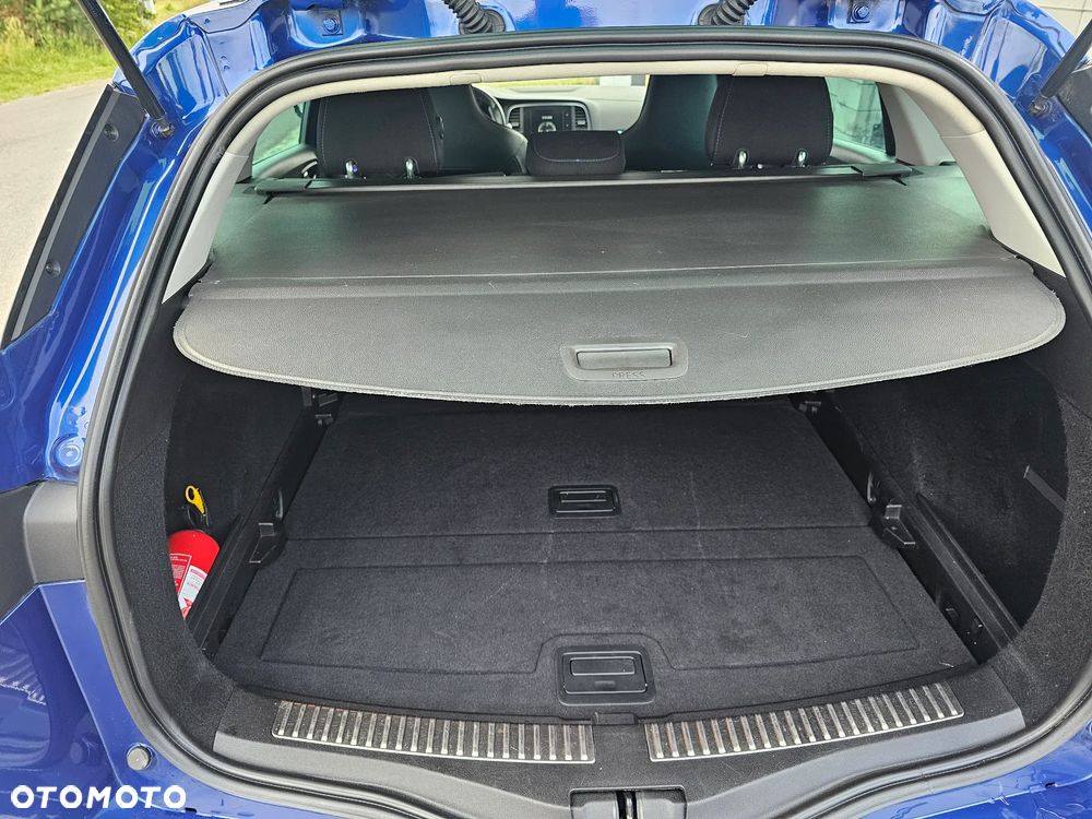 Renault Megane 1.6 dCi GT EDC - 10