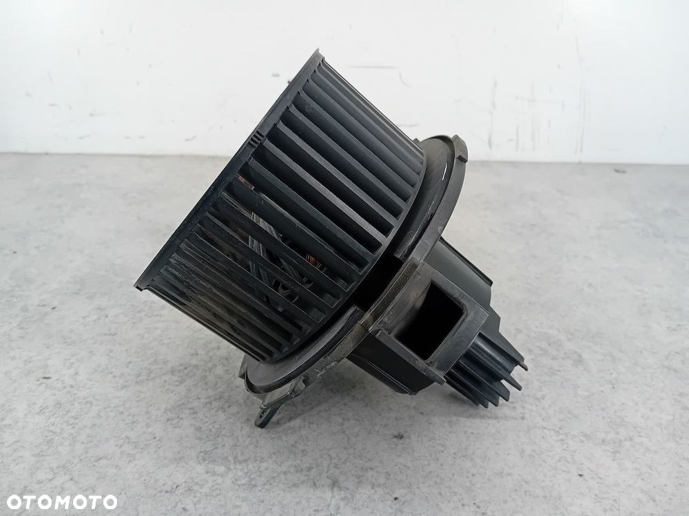 WENTYLATOR NAWIEWU, DMUCHAWA OPEL ZAFIRA B D8087 A3370 1.6 16V - 1