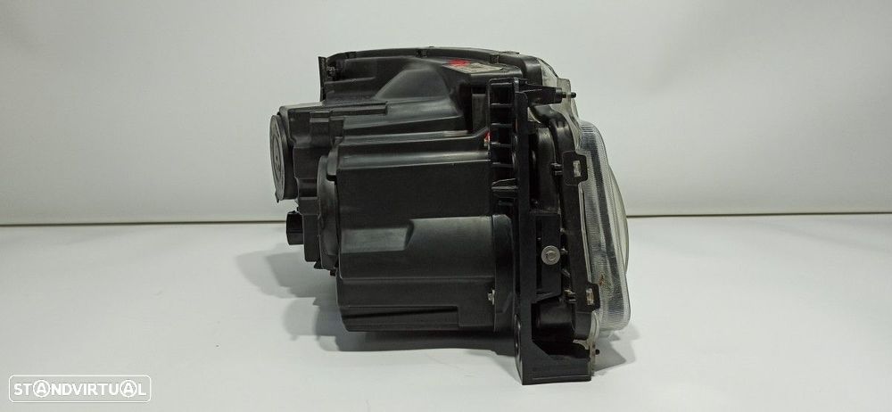 FAROL ESQUERDO LAND ROVER DISCOVERY 4 TDV6 S - 7