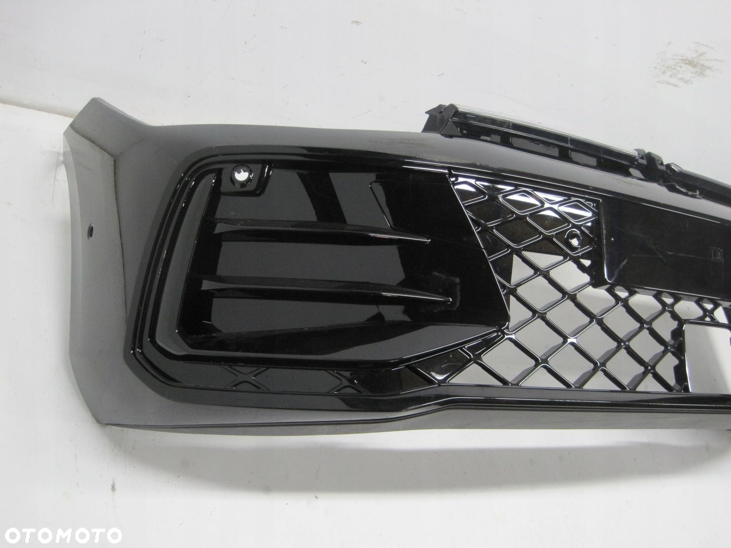 Zderzak VW PASSAT B9 3J0 R-LINE LED POD 6 PDC POD RADAR PRZEDNI PRZÓD - 6