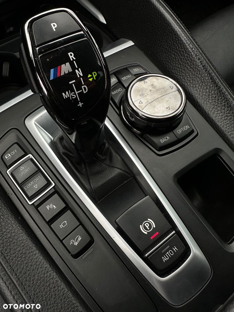 BMW X6 M50d - 16
