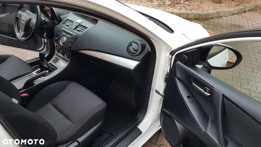 Mazda 3 1.6 Exclusive EU5 - 9