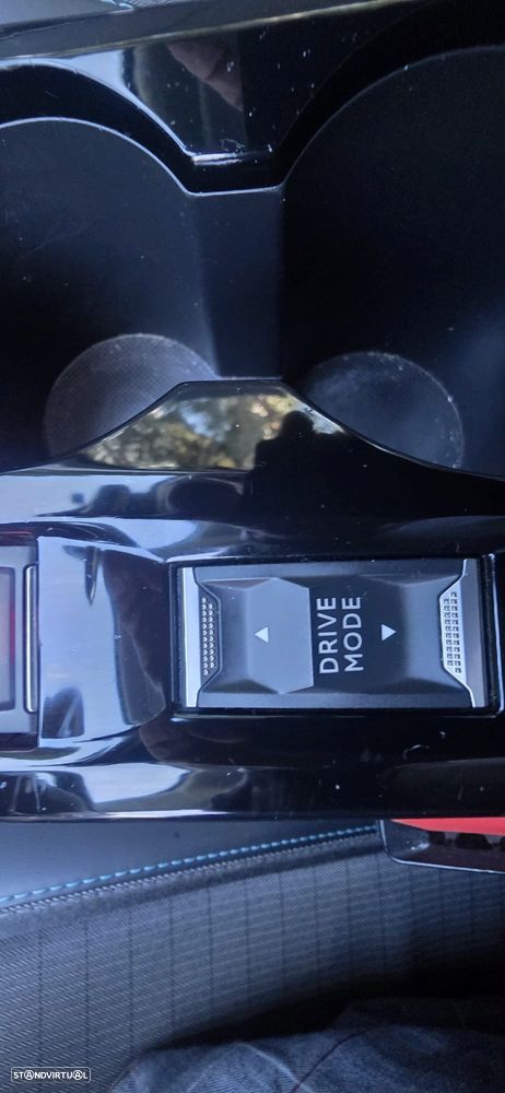 Peugeot 2008 1.5 BlueHDi Allure Pack - 28